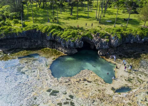 Natural Pool Of Africa Map/Beach Therapy/Virgin Tiwi Beach Excursion